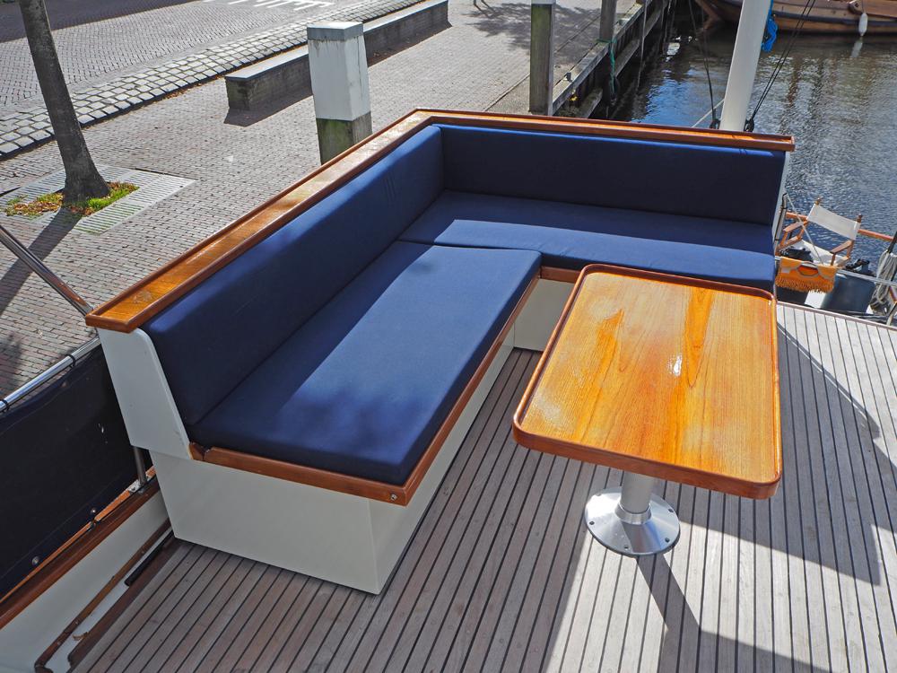 picture Deck equipment